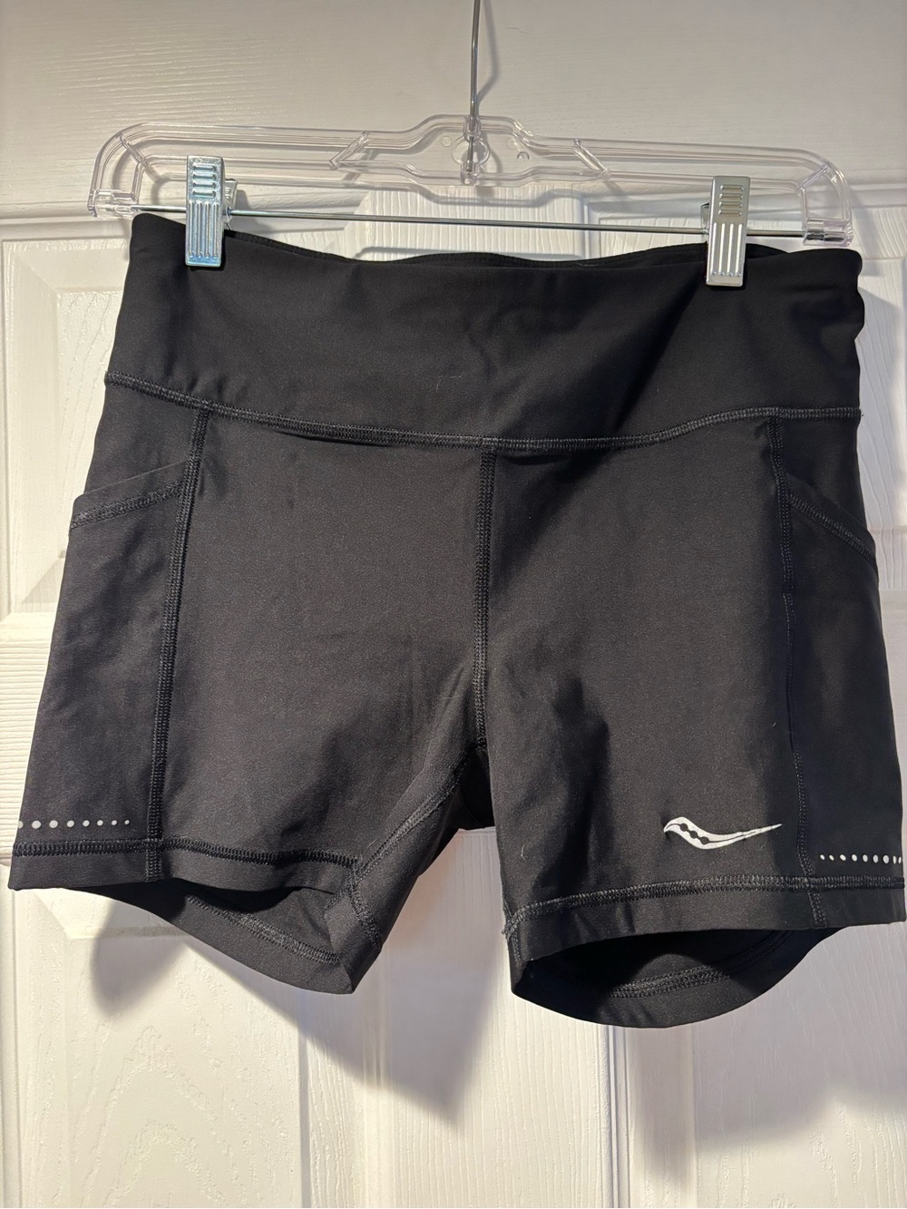 Saucony Black Women's Athletic Running Tight Shorts